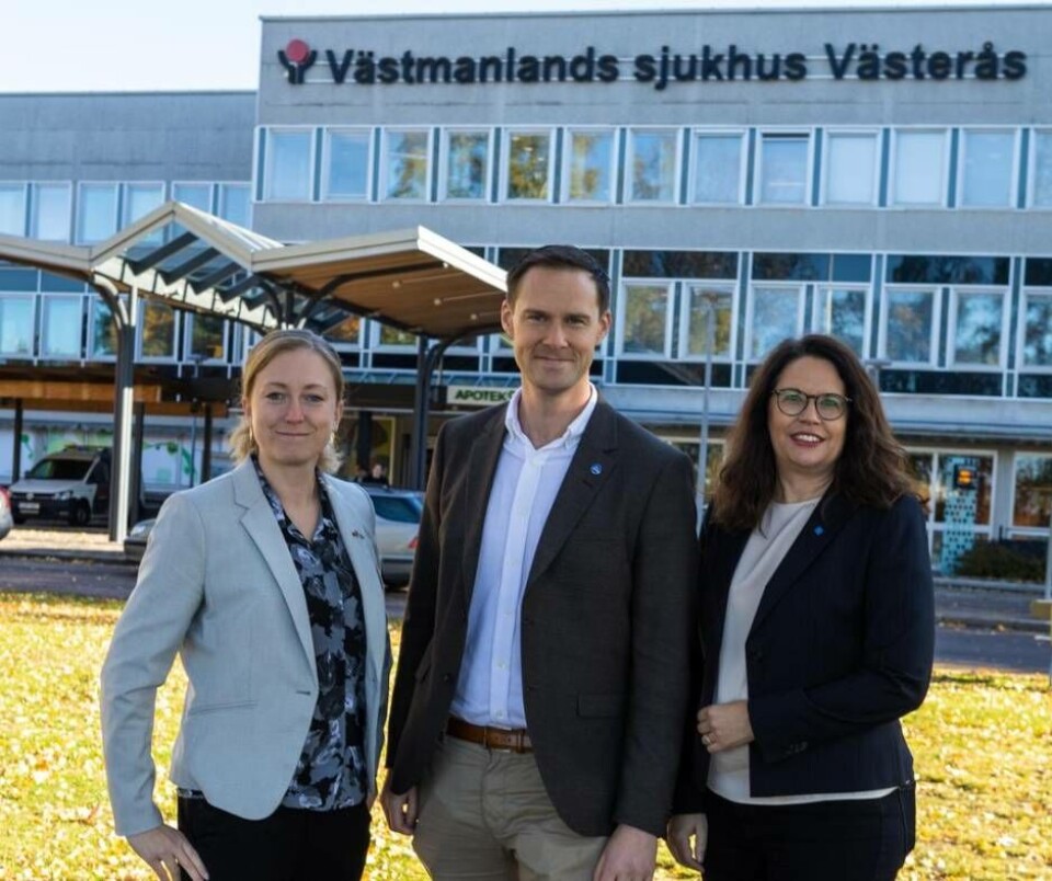 Styr regionen. Lina Eriksson (L), Mikael Andersson Elfgren (M) och Malin Gabrielsson (KD).