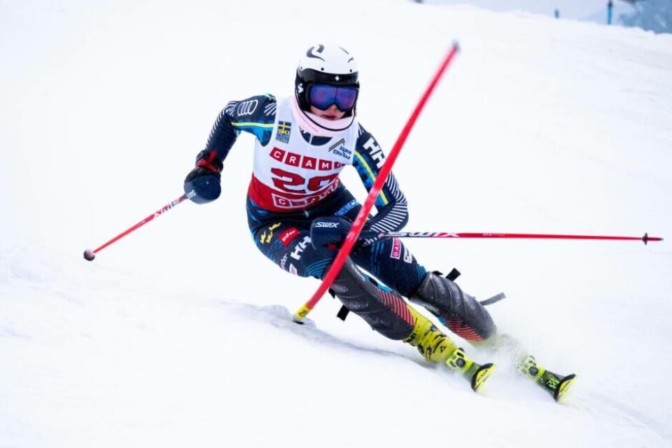 I början av november drar årets tävlingssäsong igång för Moa Landström. Hon hoppas tas ut i landslaget och få chansen i någon Europacup-tävling. Foto: Ski Team Sweden Alpine