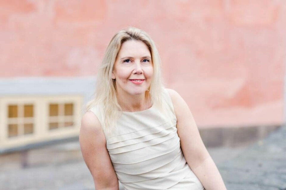 ”Jag gled in i branschen på det berömda bananskalet när jag sökte ett arbete inom marknadsföring hos en vinimportör i Stockholm för cirka 15 år sedan”, säger Jenny Asplund, Västerås Tidnings nya vinskribent. Foto: Janine Laag