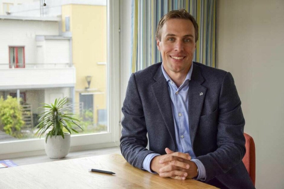 Handelskammaren Mälardalens nya vd Oskar Axelsson började sitt nya jobb idag. Foto: Pressbild