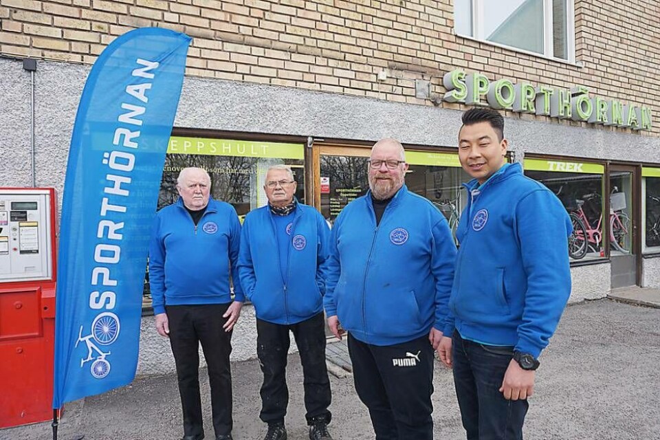 Fyra generationer ägare av Sporthörnan. Göte Jonsson (1961-1992), Roland Nykvist (1992-2005), Bengt Juhlin (2005-2018) och Reza Nazari (2018, nuvarande) Foto: Josefine Wijkström