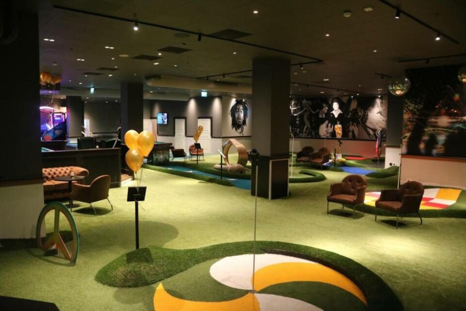 O'Learys bowling & games har bland annat en niohåls minigolfbana.