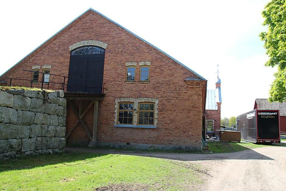 I bottenvåningen av det gamla stenstallet från 1800-talet på gården vid Tidö slott kommer den permanenta utställningen MC Collection att öppna 1 juni. Foto: Jonas Bergkvist