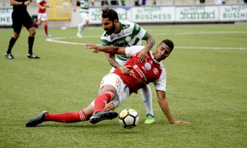 Stefan Batan gjorde en stark debut för VSK. Men trots det lyckades VSK inte besegra Sandviken då matchen slutade 1–1 på Solid Park Arena. Foto: STEFAN LINDGREN
