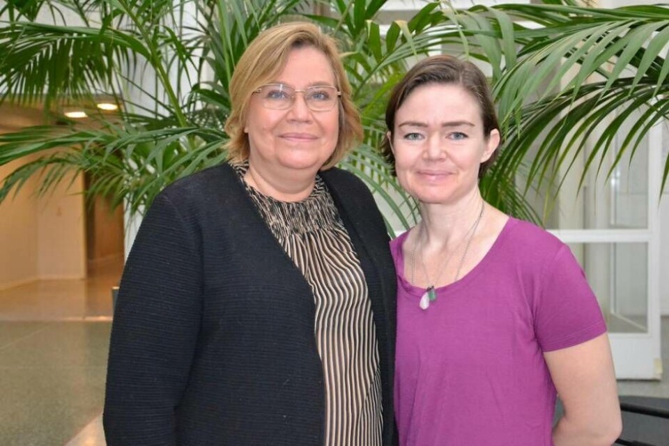 Verksamhetsansvarig Åsa Larsson och Josefin Näs, kassör i Aroskooperativet. Foto: Helena Andersson Verksamhetsansvarig Åsa Larsson och Josefin Näs, kassör i Aroskooperativet. Foto: Helena Andersson