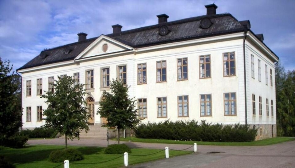 Byggnadsminne. Regeringen har godkänt förslaget om att förklara Skinnskattebergs herrgård som statligt byggnadsminne. Foto: Wikipedia