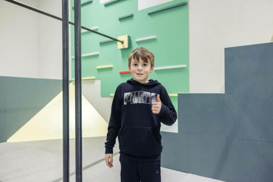 Första gången. För Erik var det första besöket i Västerås skate och parkourhall. Foto: Avig Kazanjian