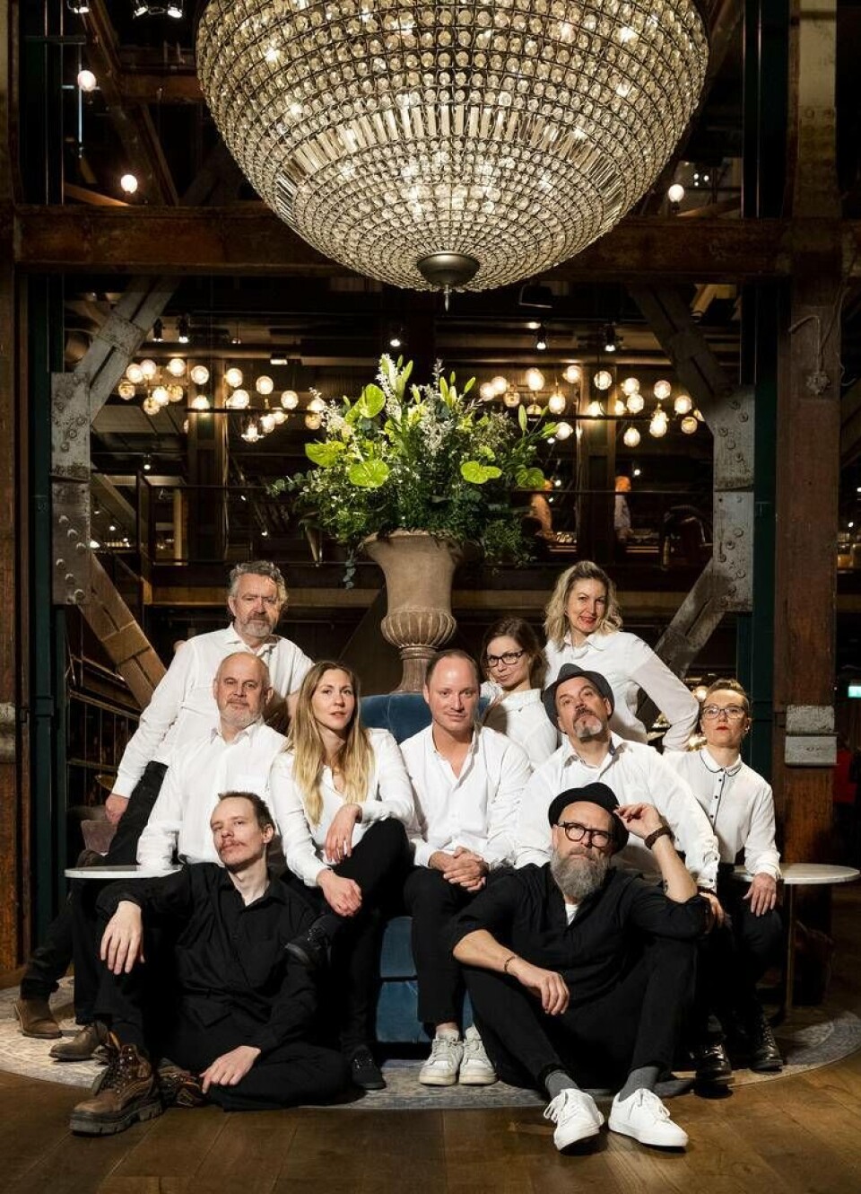 Från vänster: Olle Grönvalls, Peter Ovrin, Jimmy Söderman, Linn Bergh, Charlie Andersson, Julia Stade, Linda Markén, Mikael Ruuth, Christer Rispling och Marie Johansson. På bilden saknas Birgitta Wiklund. Foto: Jonas Bilberg