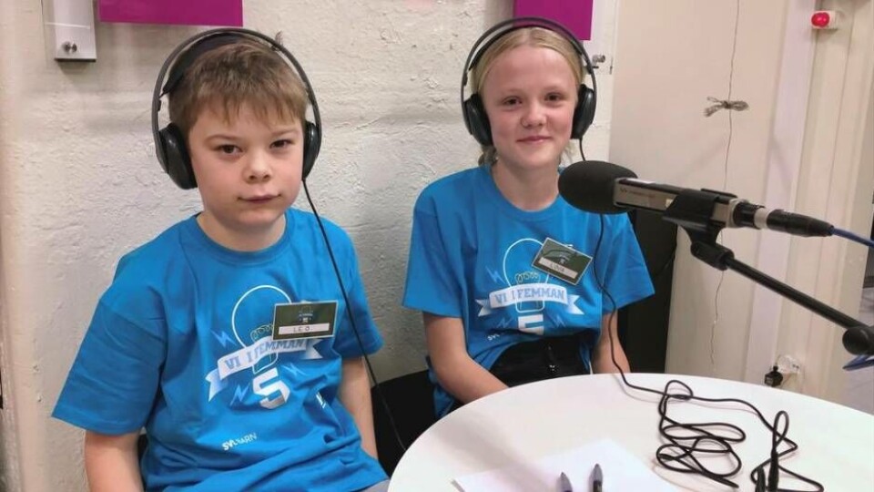 Leo Svanbom och Lova Fasth representerade Tillbergaskolan i tävlingen. Foto: Julia Pliscovaz, Sveriges Radio