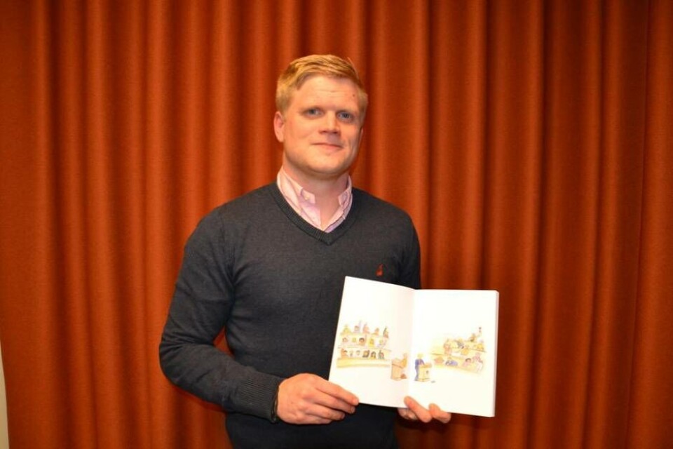 Västeråsaren Johan Hedlund har skrivit en bok där han frågar hur det skulle bli om barnen styrde världen. Foto: Helena Andersson