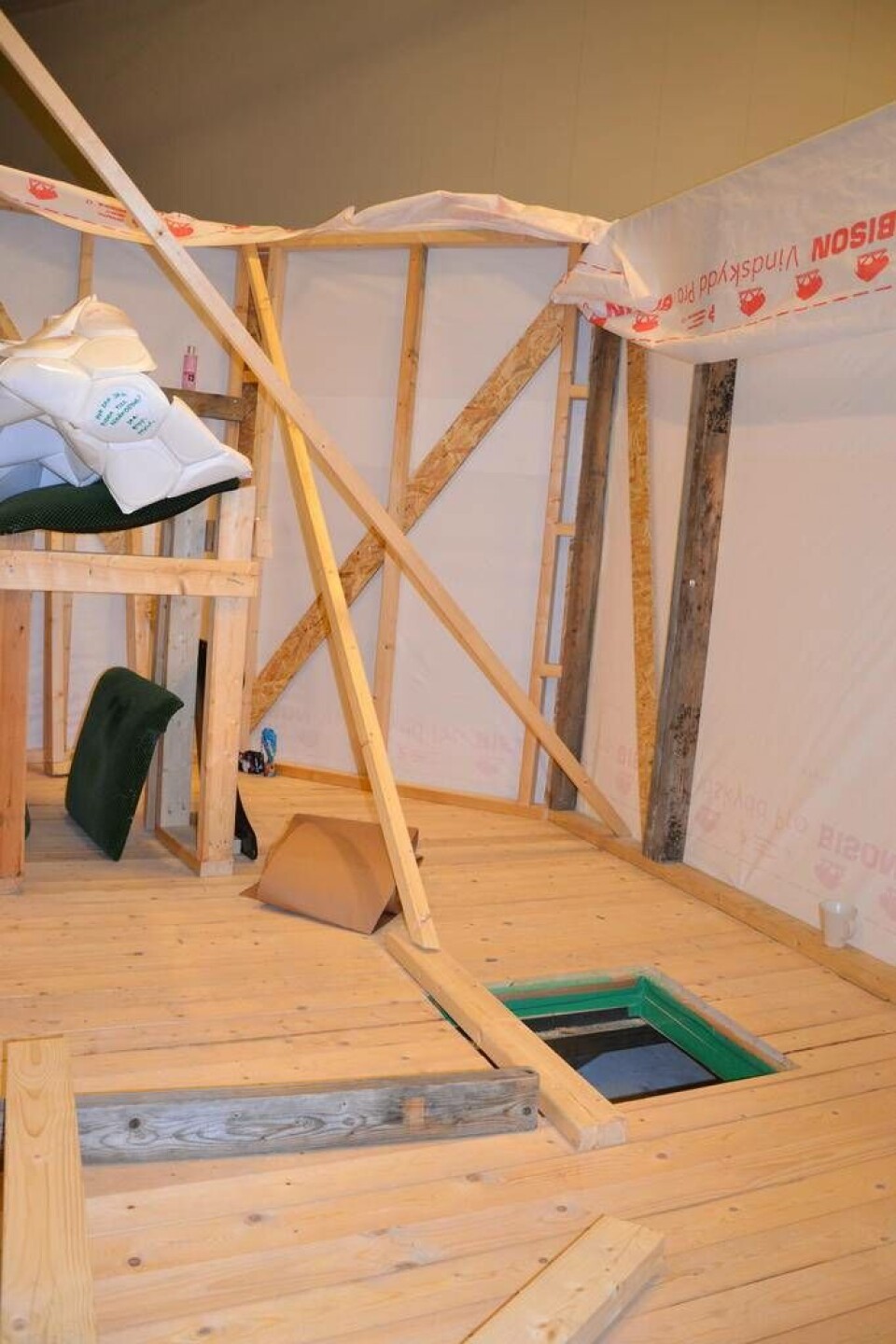 De bygger smått – men med stor glädje