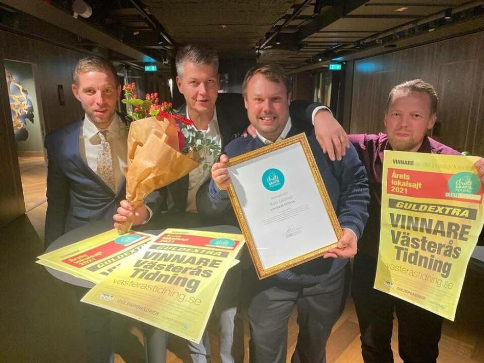 Mathias Såhlin, Peter Alexandersson, Jonas Edberg och Daniel Bjernedal från Västerås Tidning tog emot priset 'Årets lokalsajt'.