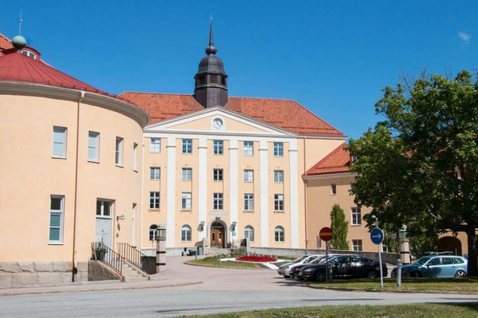 Rapport från IVO: Brister i coronavården av äldre