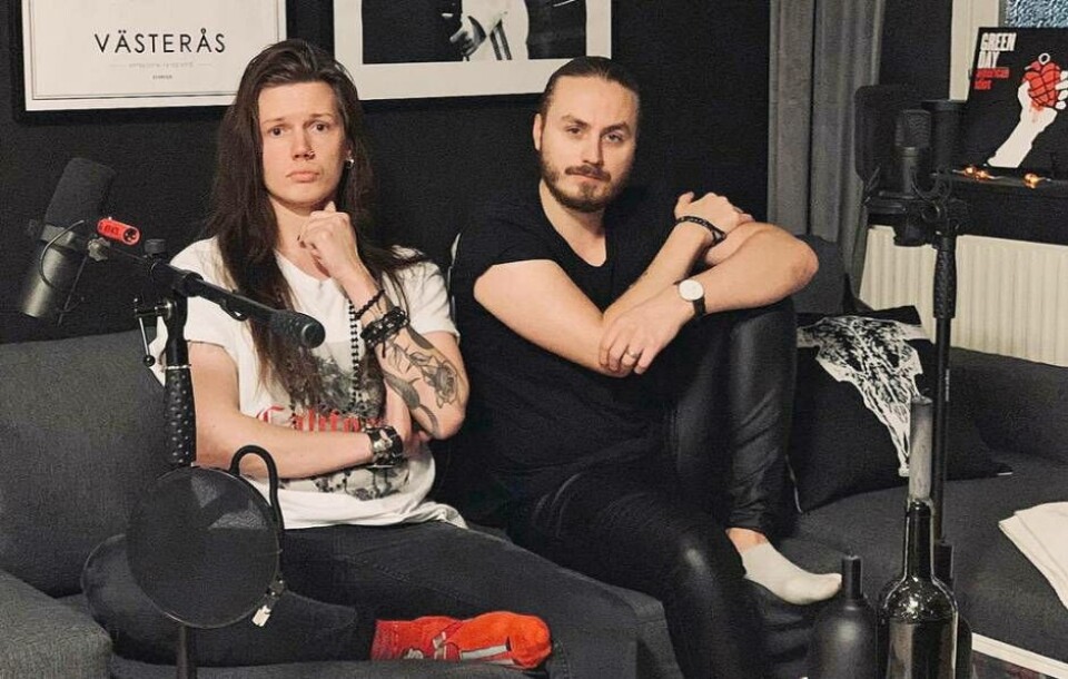 Joey Borderline och Corey Duvette i studion i Västerås är nominerade i kategorin Årets kulturpodd på Guldpodden som avgörs nästa fredag. Foto: Heli Pitkänen