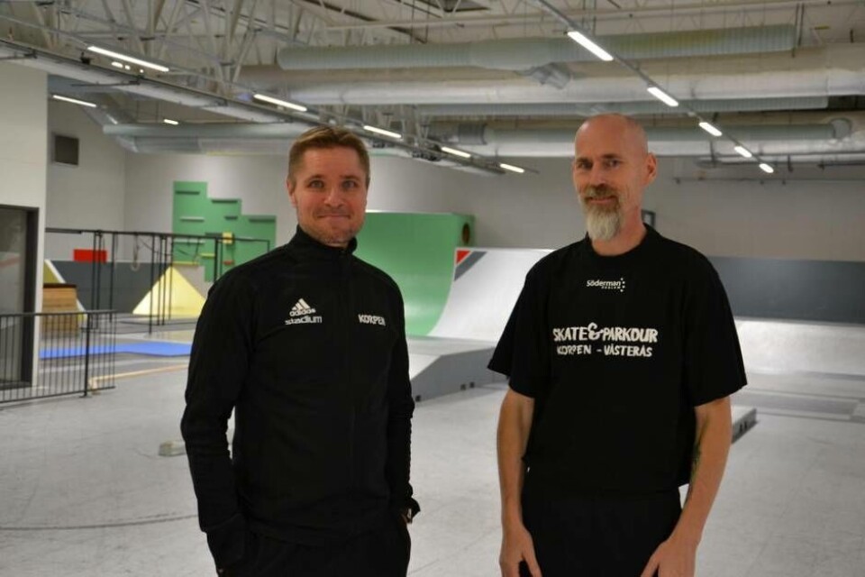 Danny Vingehag och Robert Sturesson från Korpen är de som ser till att allt i hallen fungerar, Foto: Helena Andersson
