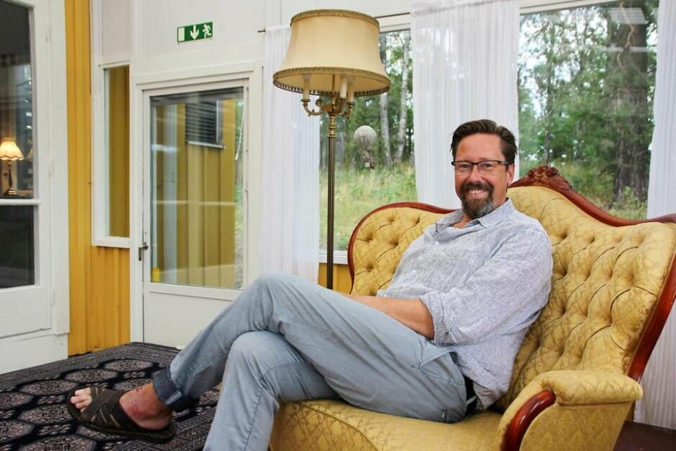 Björn Carlsson är nöjd med konsertprogrammet på Officersmässen, som tar fart redan 3 maj. ”Vilket jäkla program! Jag är otroligt nöjd”, säger han. Foto: Helena Andersson