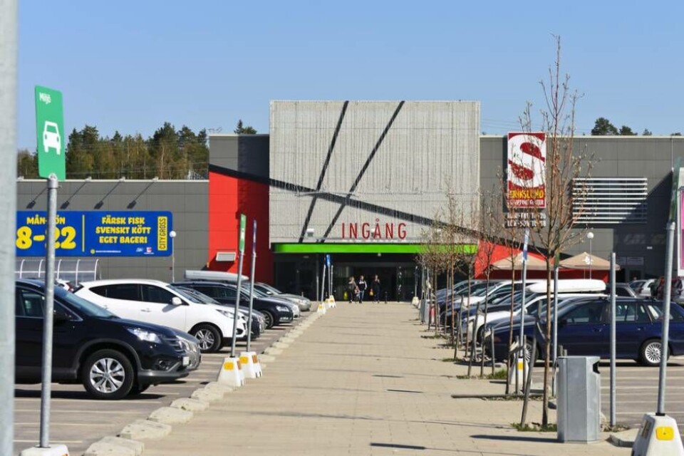 Klättar. Erikslunds handelsområde är nu landets näst största sett till omsättning.