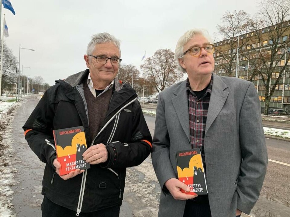 Västeråsförfattare. Lars-Gösta Nauclér och Arne Olofsson är författarduon bakom pseudonymen Aron Olnafors.