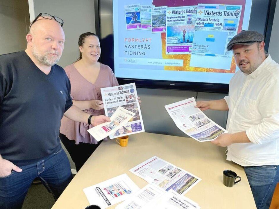 Ny tidningsform under produktion. Denna vecka lanserar Västerås Tidning nytt utseende på sidorna – men innehållet är detsamma; lokala nyheter och underhållning. Jonas Bergkvist, Michaela Ericzén och Jonas Edberg är några av de medarbetare som svarar för produktionen. Foto: Klas Johansson Ny tidningsform under produktion. Denna vecka lanserar Västerås Tidning nytt utseende på sidorna – men innehållet är detsamma; lokala nyheter och underhållning. Jonas Bergkvist, Michaela Ericzén och Jonas Edberg är några av de medarbetare som svarar för produktionen. Foto: Klas Johansson