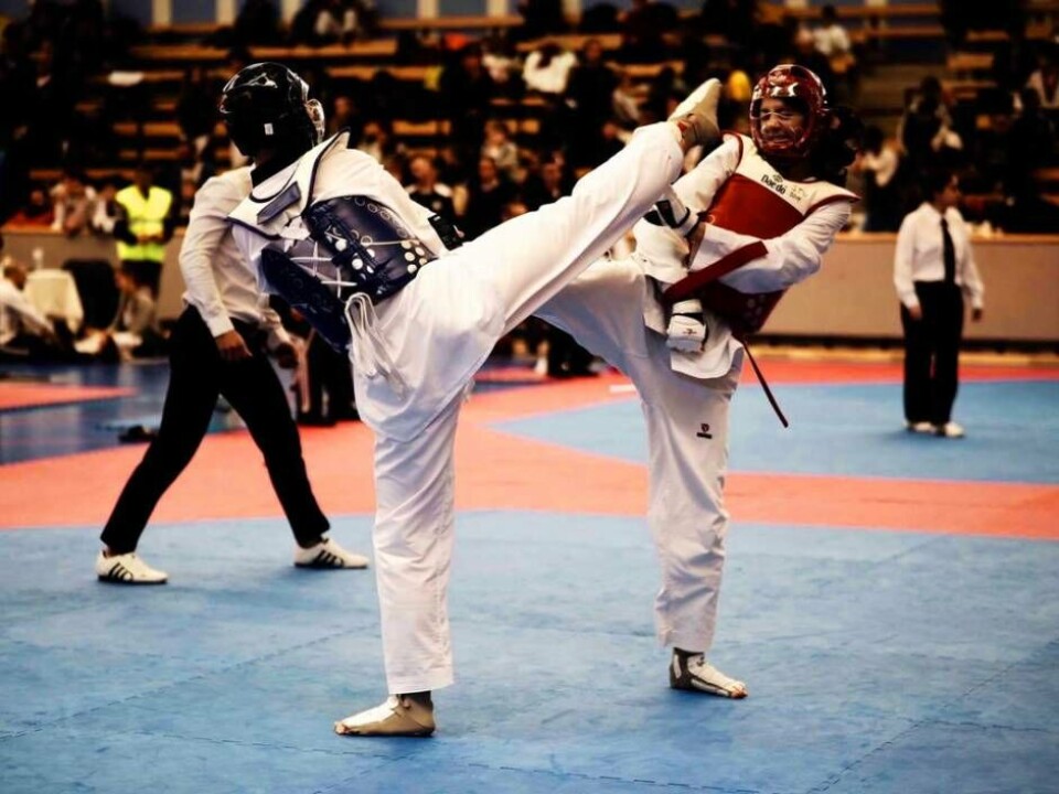 Frida Söderhjelm körde över allt motstånd och vann sitt första SM-guld. Hon valdes även till ”Bästa fighter” i damklassen för kadetter. Foto: KSA