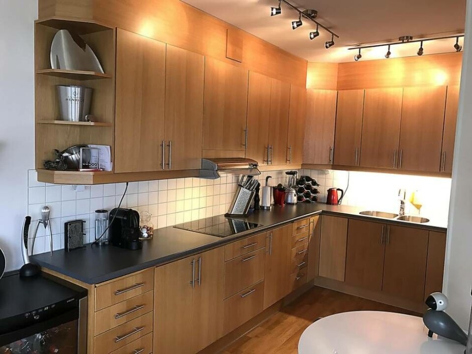 Före renoveringen. Familjen Danielssons kök innan renoveringen. Foto: Privat Före renoveringen. Familjen Danielssons kök innan renoveringen. Foto: Privat