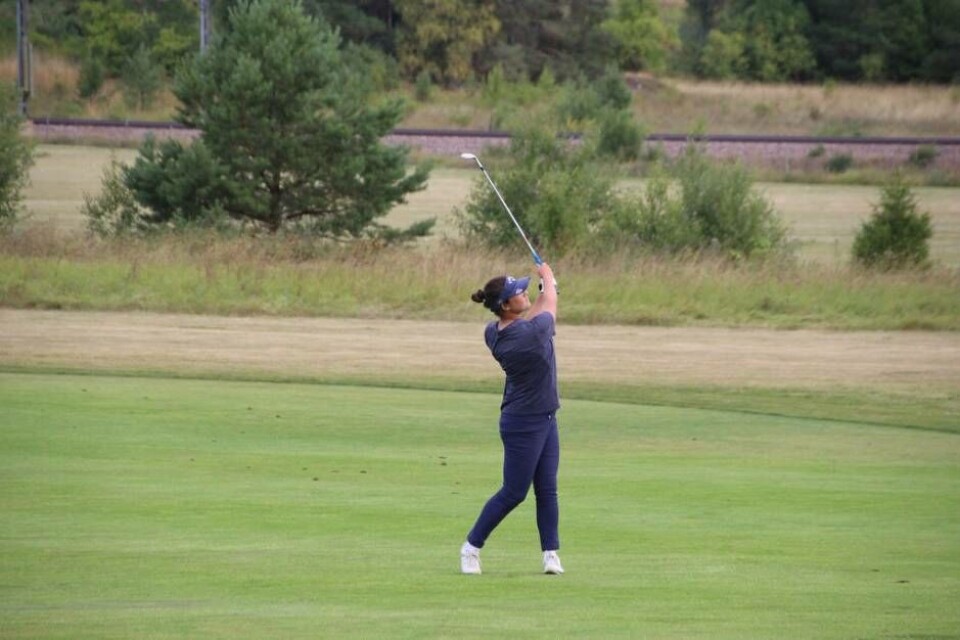 Hannah Kono på fairway. Foto: Jonas Bergkvist