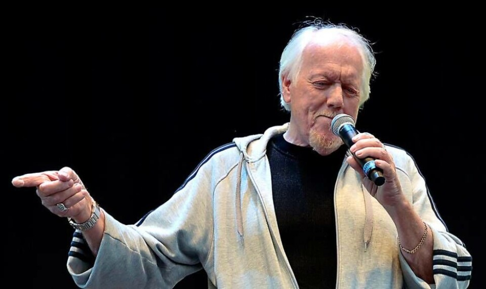 Legend. Onsdagen den 20 mars gästas Hallstahammar av artisten Svante Thuresson.