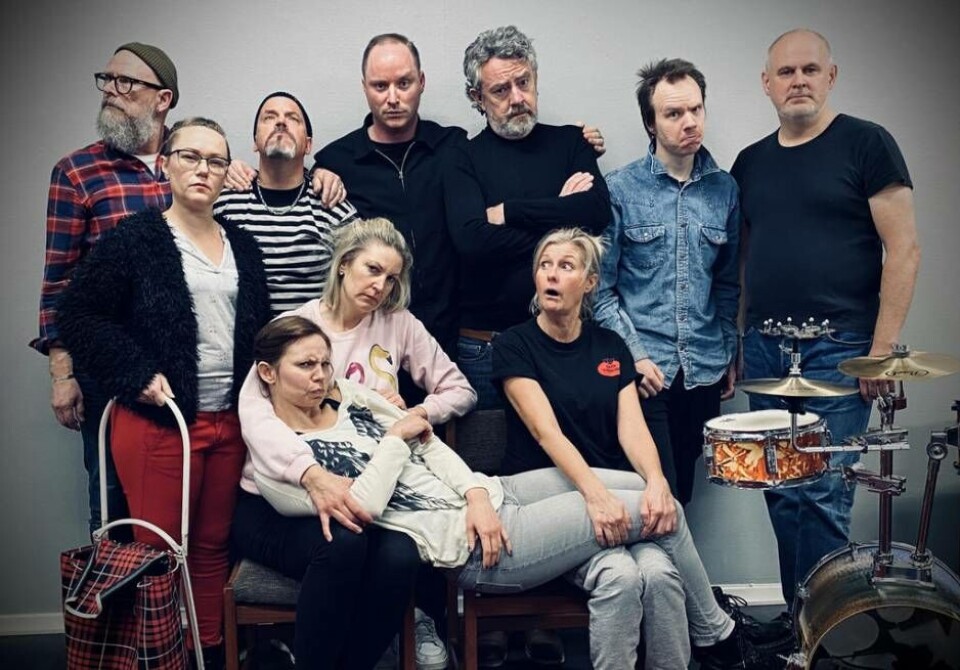 Ändrade miner. Som det anstår en improvisationsteater kan en glad uppsyn som i bilden ovan snabbt behöva förvandlas till lite bistrare miner. Foto: Astrid Ruuth