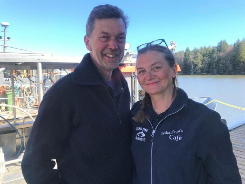 Per och Pauline Vidlund på Ängsö fisk. Foto: Wictor Vidlund