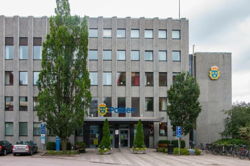 Polisen har släppt två av personerna som suttit häktade för synnerligen grovt narkotikabrott. Foto: Fredrik Kadesjö