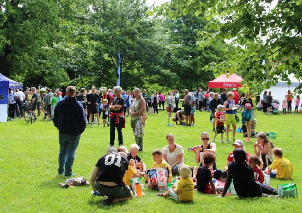 Välförtjänt picknick efter genomfört lopp. Foto: Jonas Bergkvist
