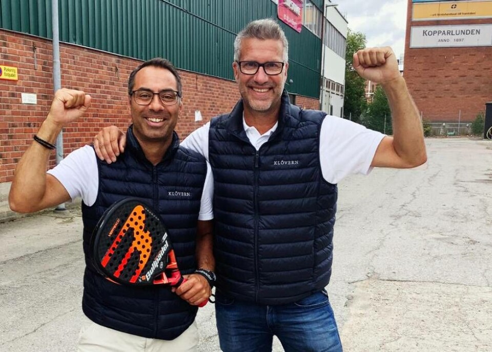 Tariq Boholm och Mats Hedman från Klövern är glada över det kommande padelcentret. Foto: Klövern