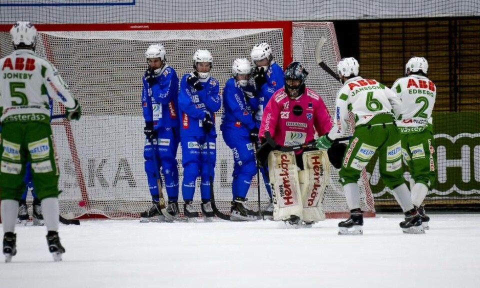Stefan Edberg trycker in 4–2 på hörna. Foto: STEFAN LINDGREN