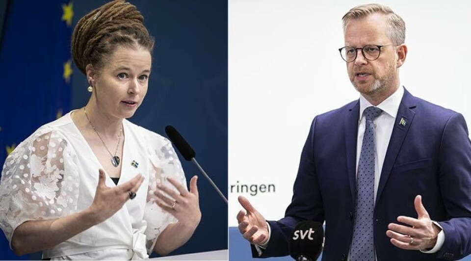 Amanda Lind, kultur- och demokratiminister samt minister med ansvar för idrottsfrågorna, och inrikesminister Mikael Damberg har kallat till pressträff.