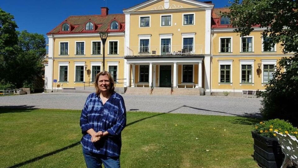 Gammal skola. Margareta Wistrand, rektor och verksamhetschef på Tärna Folkhögskola som är en av Sveriges äldsta folkhögskolor. Foto: Helena Andersson