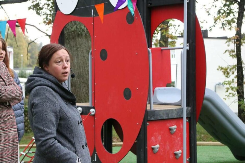 Anna Thunell (MP), Tekniska nämndens ordförande invigde den nya parken. Foto: Helena Andersson