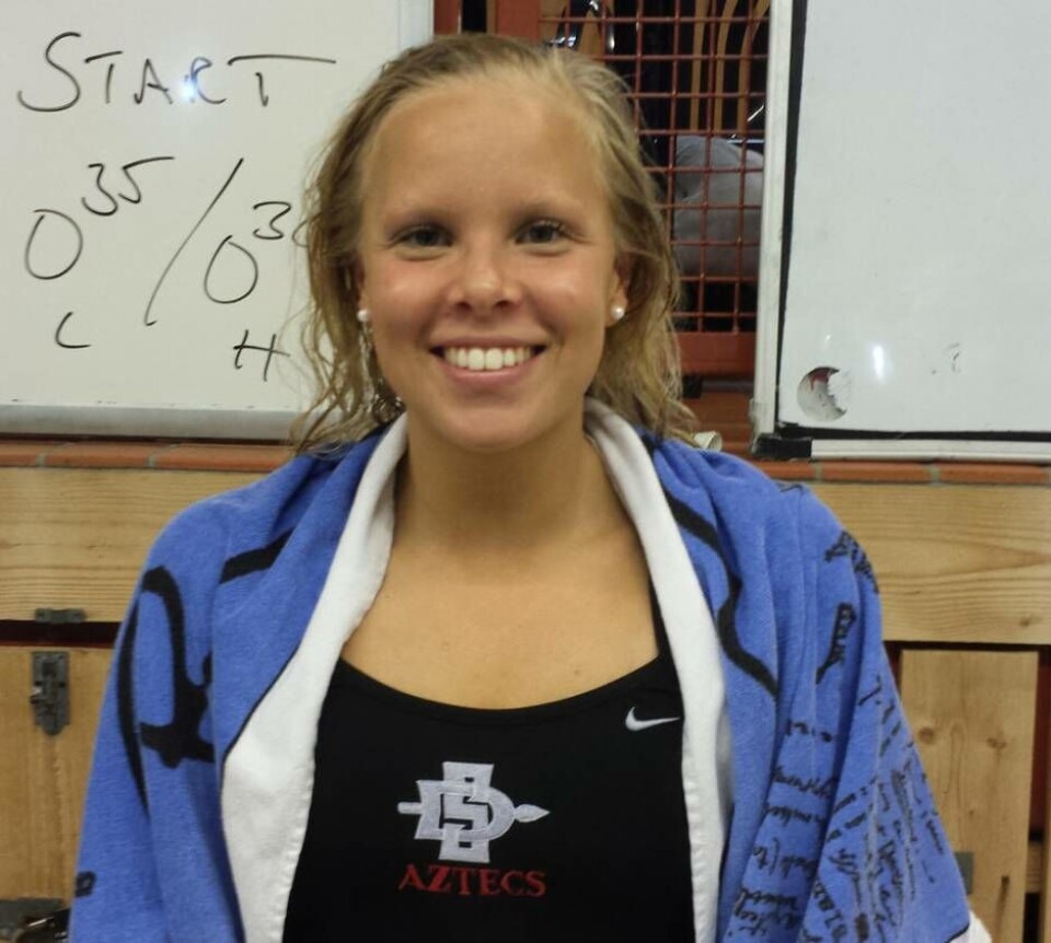 Frida Berggren – ett av alla VSS-hopp i stortävlingen Swim Open i Stockholm i helgen. Foto: VSS