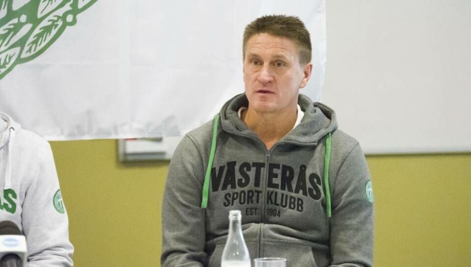 VSK Fotbolls sportsligt ansvarige Peter Lundqvist var både nöjd och lättad över att man landat Tor-Arne Fredheim som ny manager för VSK Fotboll. Foto: Stefan Lindgren×1 / 2Visa bildtextBild 1 av 2