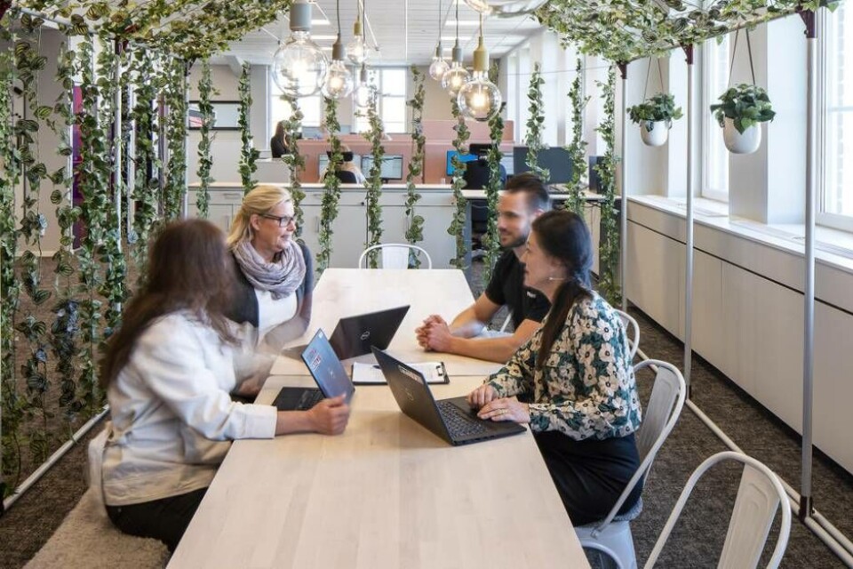 Innovativa mötesrum. Vid Mimers nya kontor i Navet har man skapat flera spännande mötesrum, allt för att hålla kreativiteten uppe hos medarbetarna. Foto: Mimer Innovativa mötesrum. Vid Mimers nya kontor i Navet har man skapat flera spännande mötesrum, allt för att hålla kreativiteten uppe hos medarbetarna. Foto: Mimer