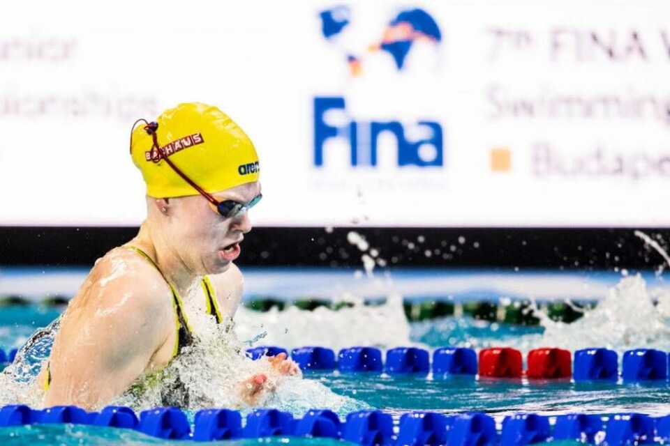 Hannah Brunzell klarade av sin internationella seniordebut med bravur. Hon blev bästa svenska på 200 m bröst, 12:e plats och endast en halv sekund från en EM-final. Foto: Svenska simförbundet
