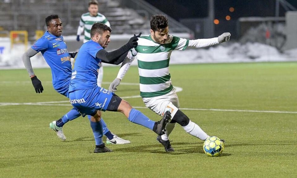 Karwan Safari gjorde ett av VSK:s mål i matchen mot Linköping. Foto: STEFAN LINDGREN×1 / 3Visa bildtextBild 1 av 3