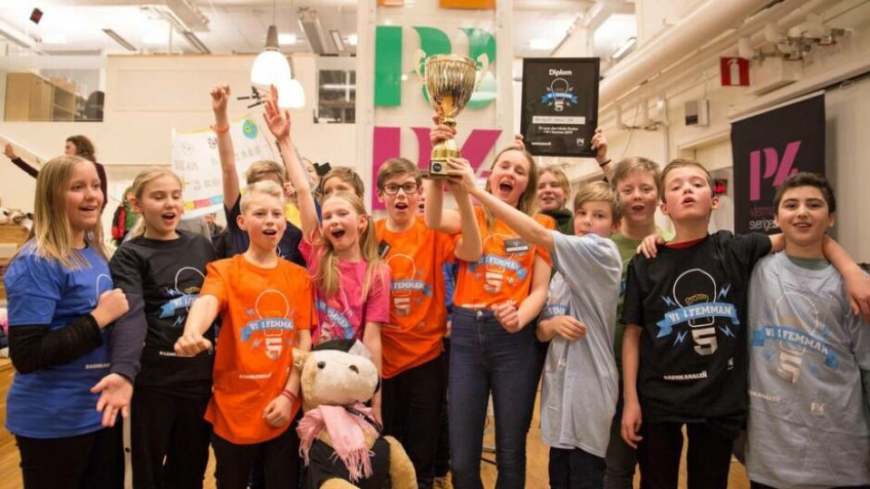 Vinnarklass. Barkarö skola 5B tog hem länsfinalen i Vi i femman. Foto: Foto: Samira Jonsson/Sveriges Radio