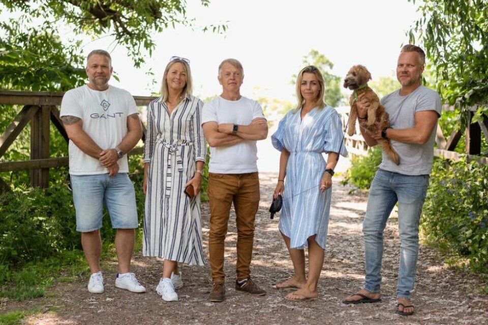 Peter Hedman, marknad, Gunilla Hedman fastighetsmäklare, Per Björkholm, copywriter, Stefan Strindberg, fotograf och Karin Broman, stylist. Foto: Westhem