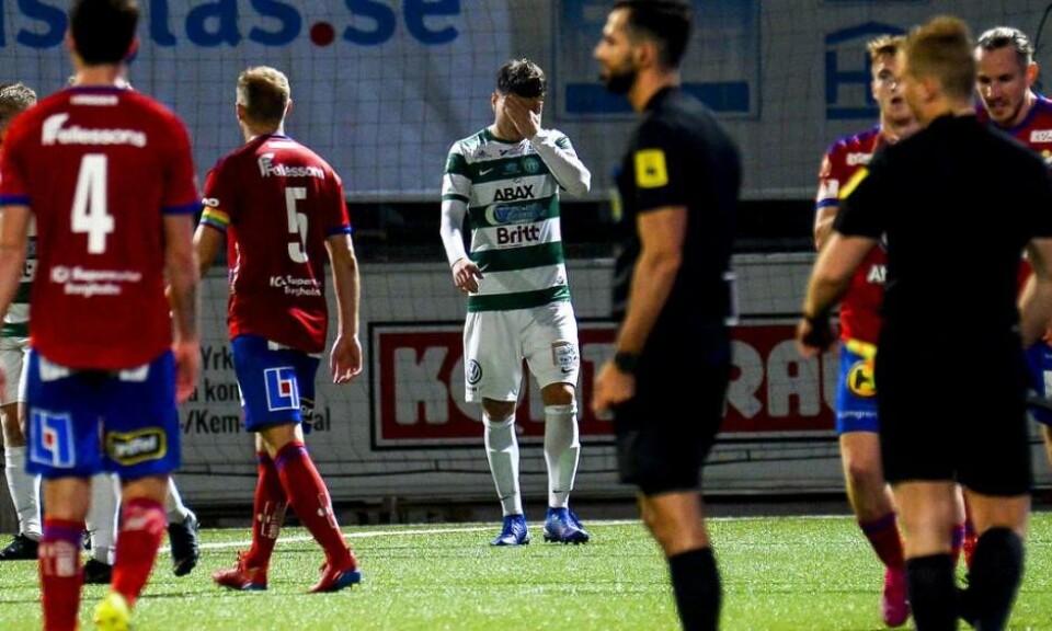 Boris Ljevar och hans VSK föll tung när man förlorade mot bottenlaget Öster med 1–2 hemma på Solid Park Arena. Efter förlusten väljer klubben att agera och ersätter tränaren Thomas Gabrielsson med den rutinerade tränarduon Leif Berg och Peter Markstedt. Foto: STEFAN LINDGREN
