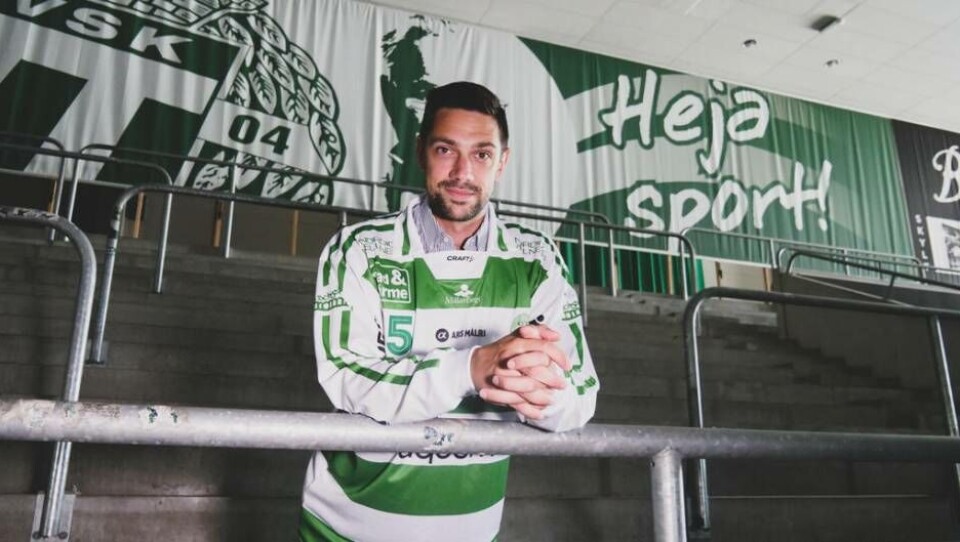 Landslagsanfallaren Christoffer Fagerström är grönvit från och med nästa säsong. Foto: VSK Bandy