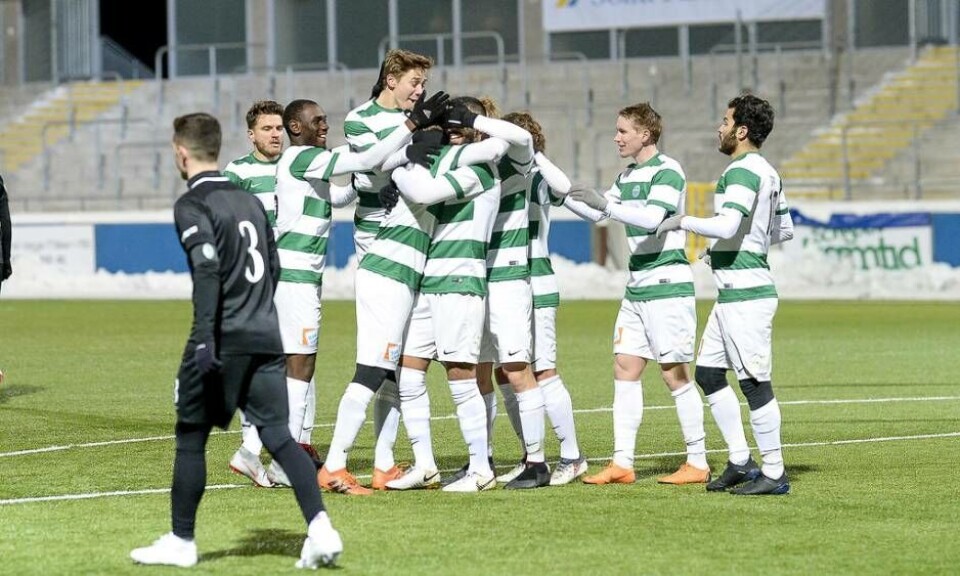VSK tog försäsongens andra raka seger då AFC Eskilstuna besegrades med 2–1 på Solid Park Arena. Foto: STEFAN LINDGREN×1 / 3Visa bildtextBild 1 av 3