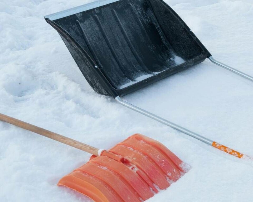 Snöskottare blev osams – polisen fick rycka ut