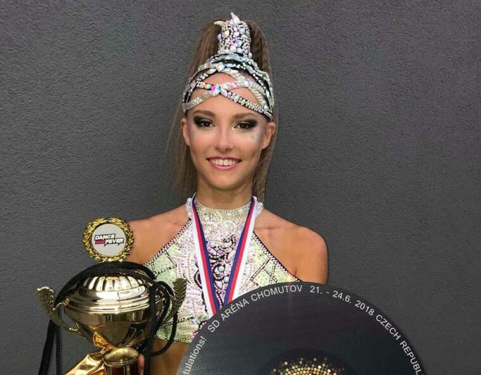 Olivia Kungsman från Dansverkstan i Västerås är nybliven Europamästarinna i discodans. Foto: Charlotta Helgesen