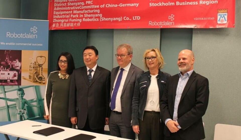 Västeråsdelegation besöker robotar i Kina