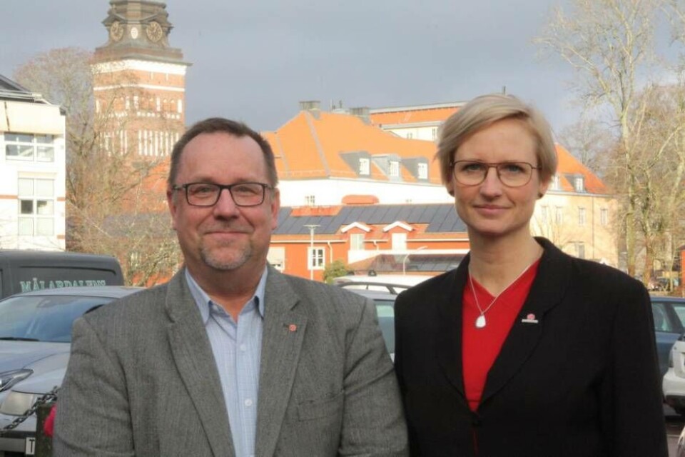 Olle Thorell (S) och Åsa Eriksson (S) under ett besök i Västerås. Foto: Sofie Tejre